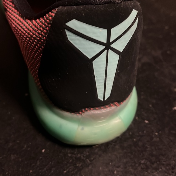 Kobe - Picture 7 of 13